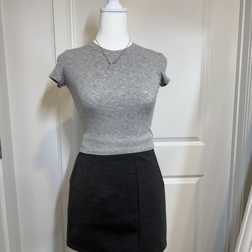 Gray Mini Skater Skirt for Casual Occasions